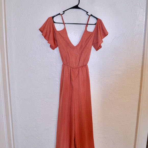 Leith classy flowly off the shoulder jumpsuit/romper - Picture 3 of 8